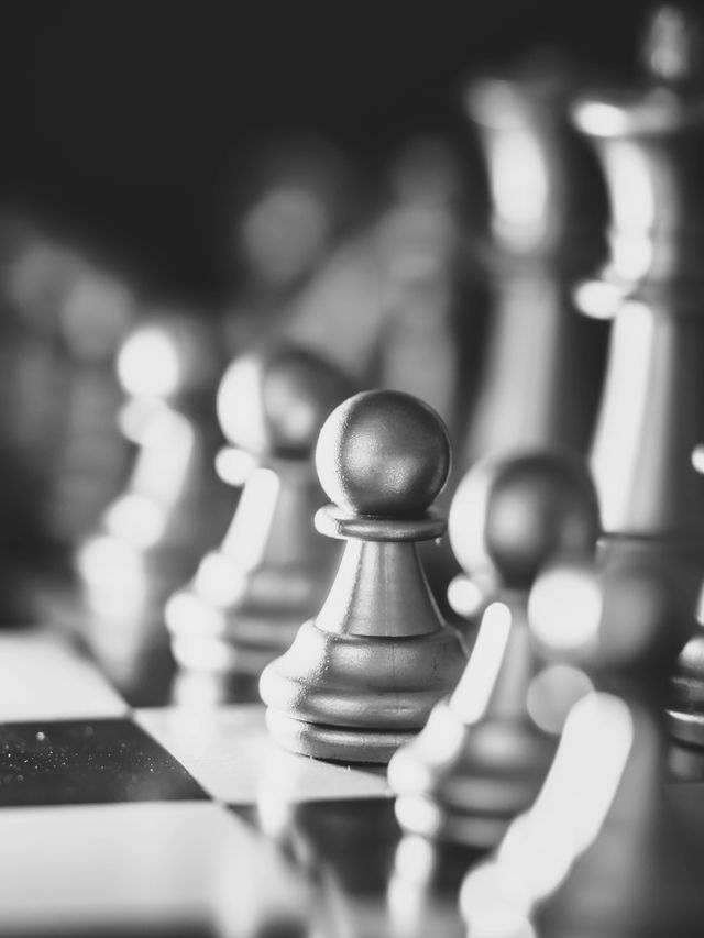 Relians advisory services for sensitive transaction security, State risk, FDI screening and deal certainty in France.